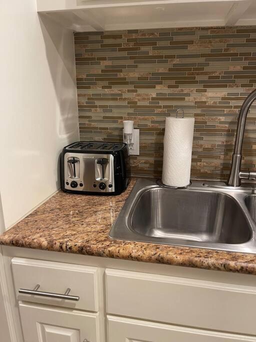Beautiful/Spacious 2 Bedroom Houston Near Galleria Kültér fotó
