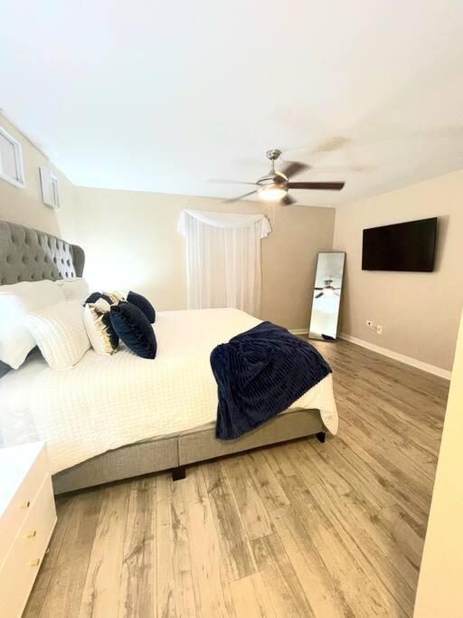 Beautiful/Spacious 2 Bedroom Houston Near Galleria Kültér fotó
